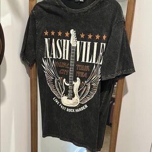Oversized Nashville Music Tour Graphic Tee